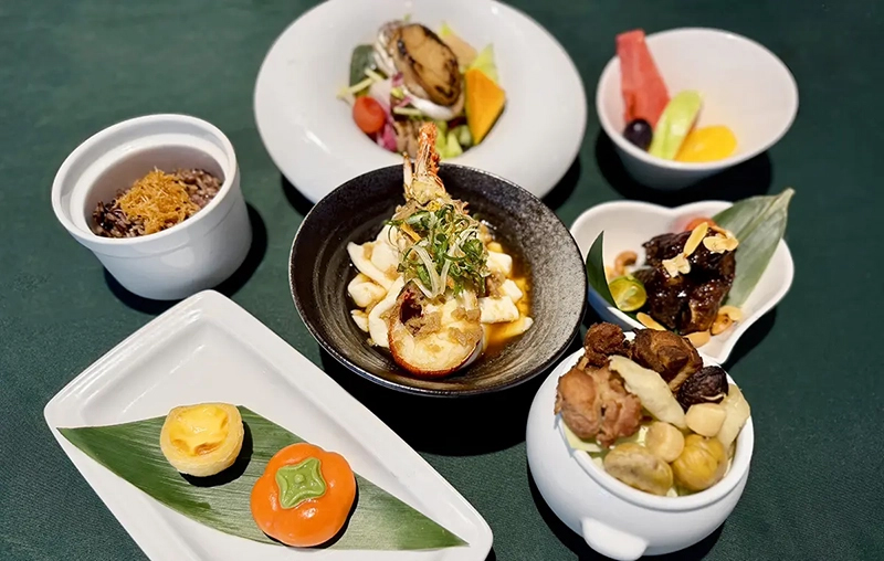 1792046559715687.jpg 3_美食通用券_經典餐單人份-拷貝_w1200 拷貝.jpg
